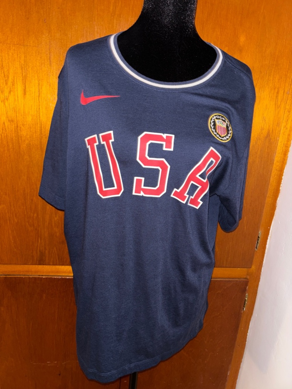 Nike Navy USA Graphic Tee with Red and White Accents SZ LARGE